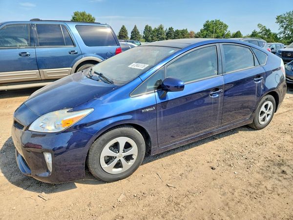2015 TOYOTA PRIUS
