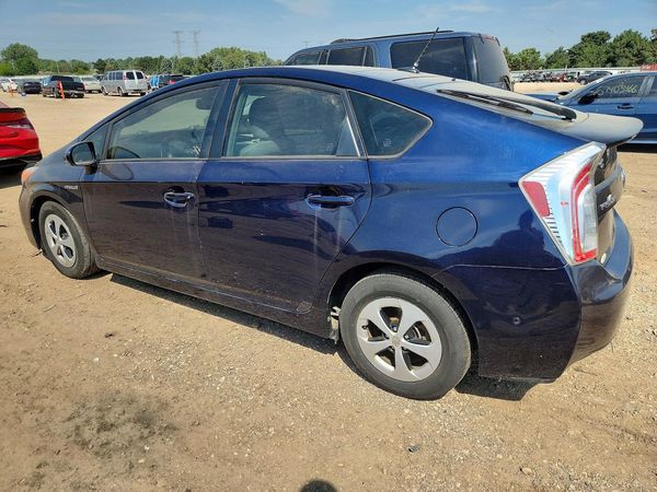 2015 TOYOTA PRIUS