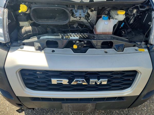 2020 RAM PROMASTER 3500 VF — Engine bay