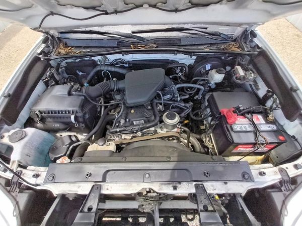 2022 TOYOTA TACOMA SR5 — Engine bay