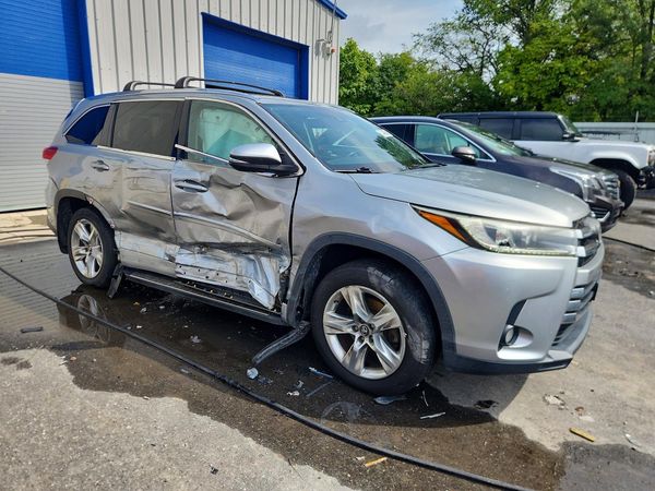 2017 TOYOTA HIGHLANDER Ltd/Ltd Platinum