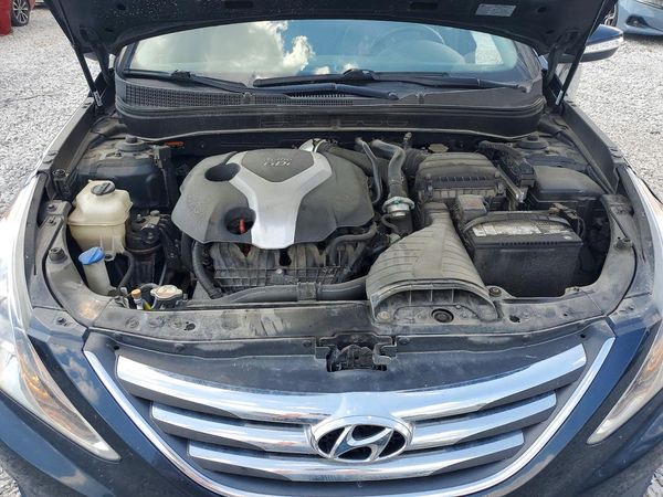 2014 HYUNDAI SONATA