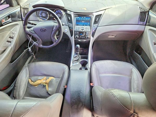 2013 HYUNDAI SONATA