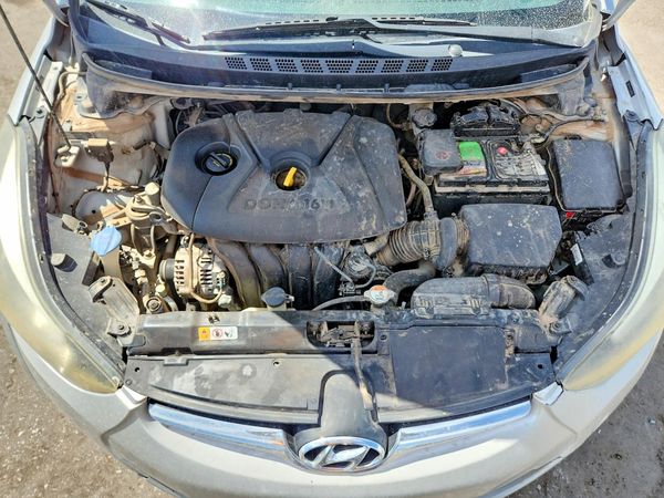 2016 HYUNDAI ELANTRA