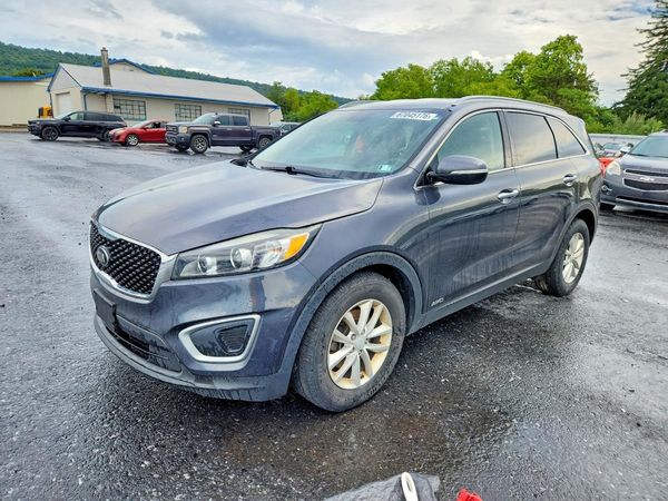 2017 KIA SORENTO L, LX