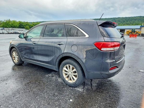 2017 KIA SORENTO L, LX