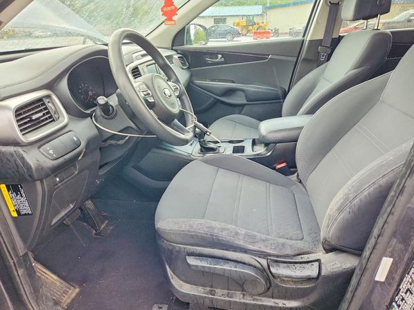 2017 KIA SORENTO L, LX