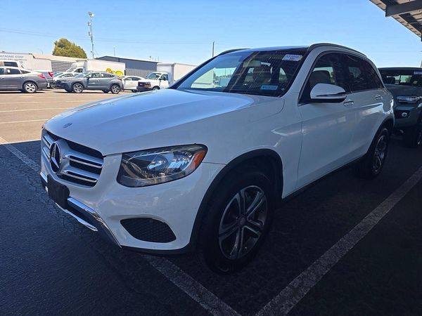 2016 MERCEDES-BENZ GLC GLC300