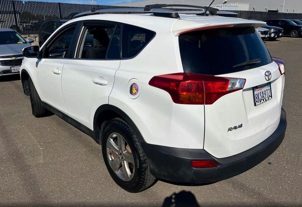 2015 TOYOTA RAV4 XLE (M Grade)