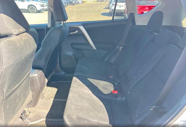2015 TOYOTA RAV4 XLE (M Grade)