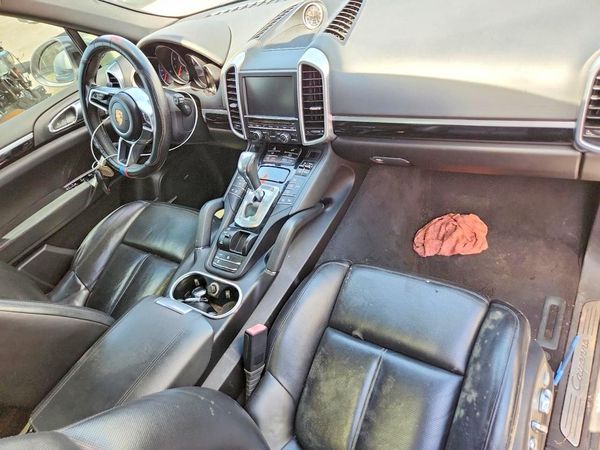 2016 PORSCHE CAYENNE — CKPT