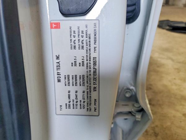 2018 TESLA MODEL 3 — VINS