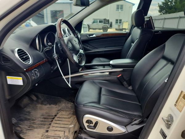 2012 MERCEDES-BENZ GL-CLASS GL450 4-MATIC — DENT