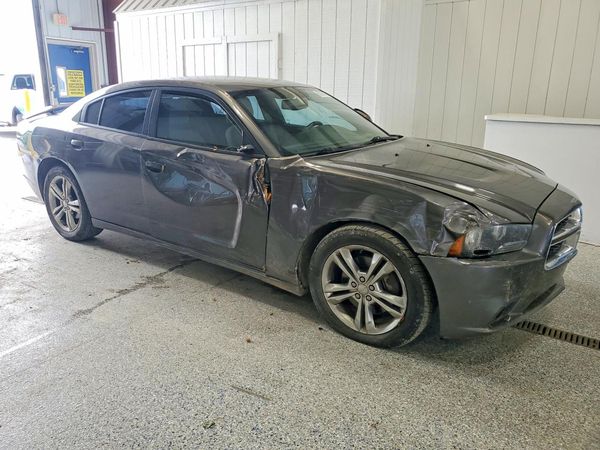 2013 DODGE CHARGER SXT
