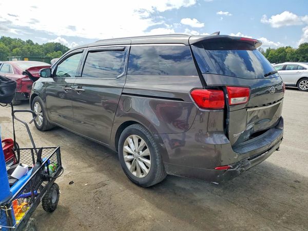 2016 KIA SEDONA