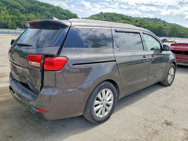 2016 KIA SEDONA