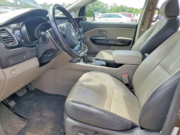 2016 KIA SEDONA