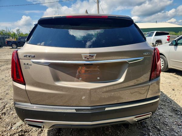 2022 CADILLAC XT5 Premium Luxury