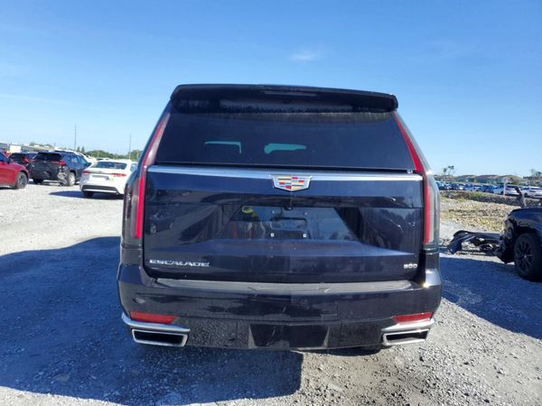 2022 CADILLAC ESCALADE Luxury