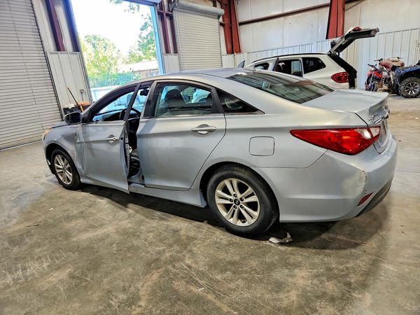 2014 HYUNDAI SONATA