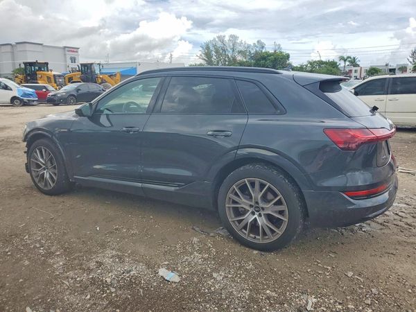 2021 AUDI E-TRON