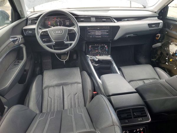 2021 AUDI E-TRON