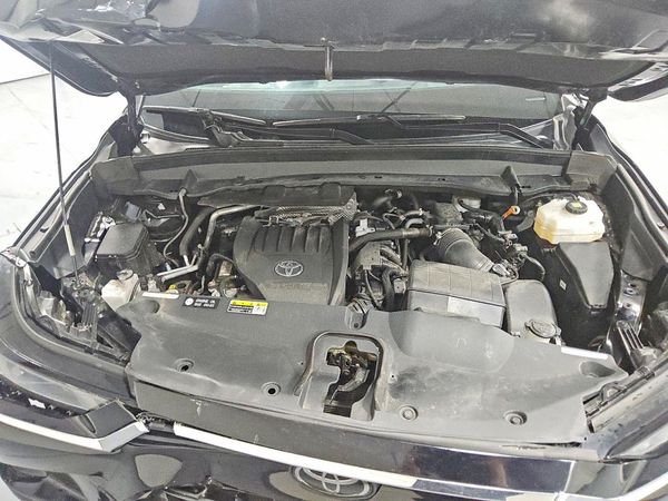 2024 TOYOTA GRAND HIGH — Engine bay