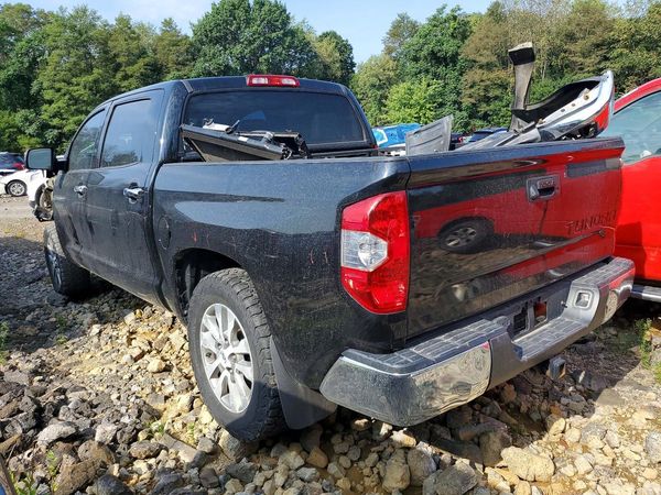 2015 TOYOTA TUNDRA