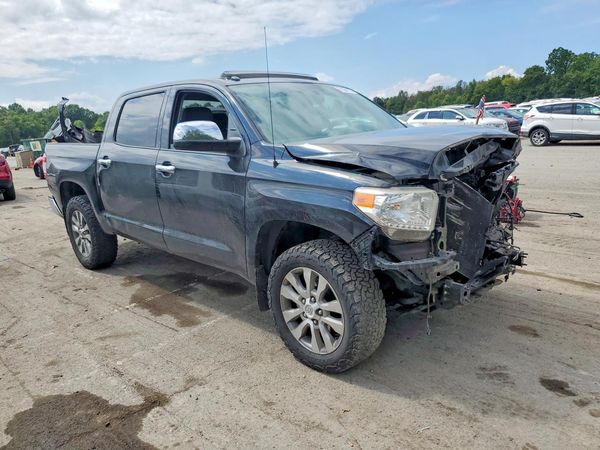 2015 TOYOTA TUNDRA