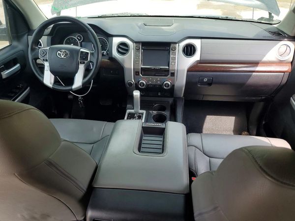 2015 TOYOTA TUNDRA