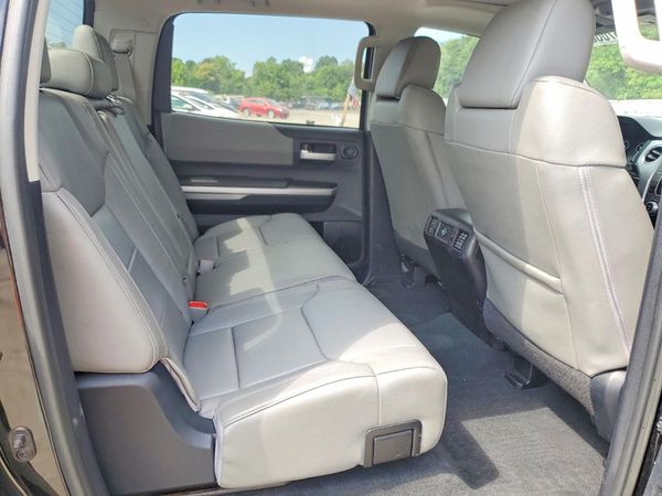 2015 TOYOTA TUNDRA