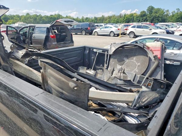 2015 TOYOTA TUNDRA