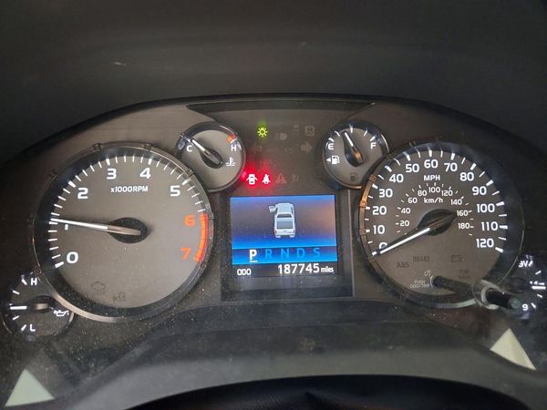 2014 TOYOTA TUNDRA SR5