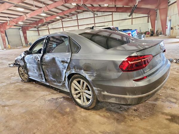 2019 VOLKSWAGEN PASSAT Wolfsburg — DSRA