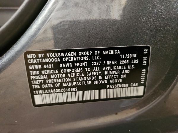 2019 VOLKSWAGEN PASSAT Wolfsburg — VINS
