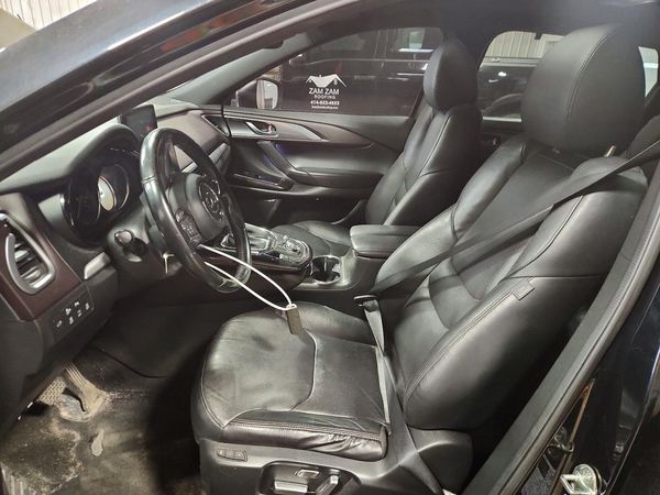 2017 MAZDA CX-9 Grand Touring — DENT