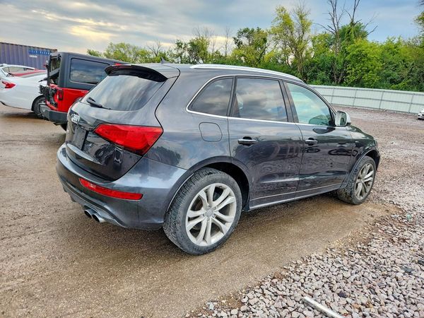 2015 AUDI SQ5 Premium Plus