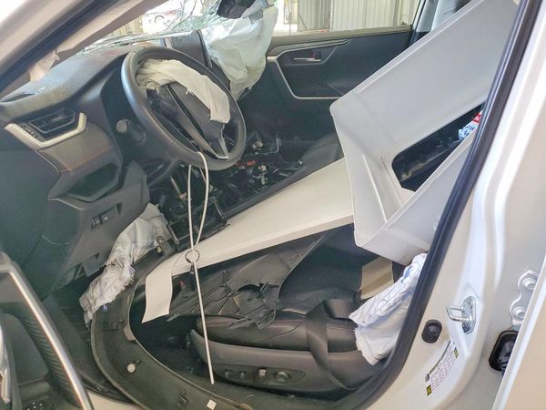 2024 TOYOTA RAV4 Adventure — DENT