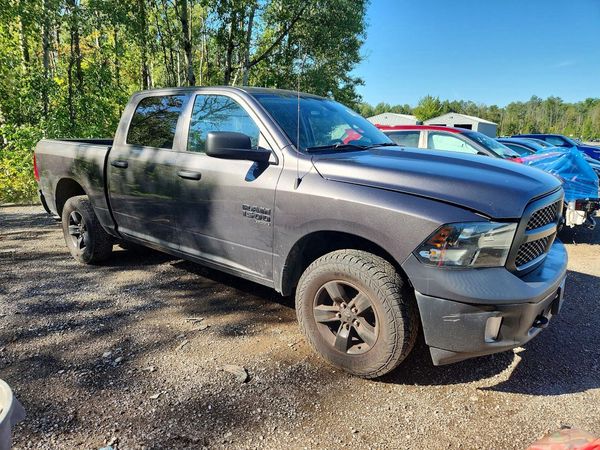 2023 RAM 1500 CLASSIC Tradesman