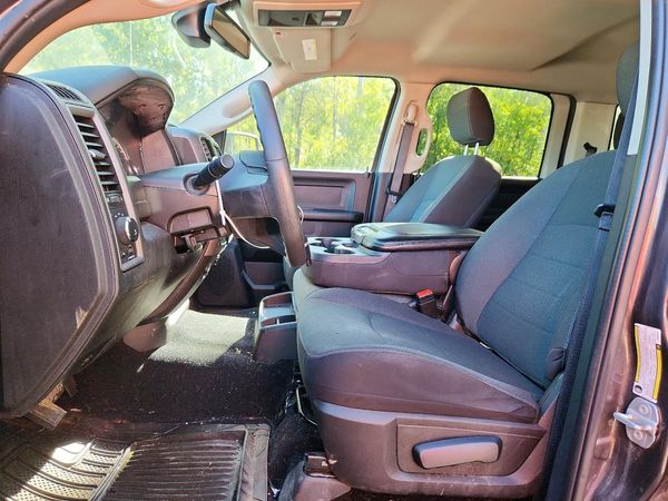2023 RAM 1500 CLASSIC Tradesman