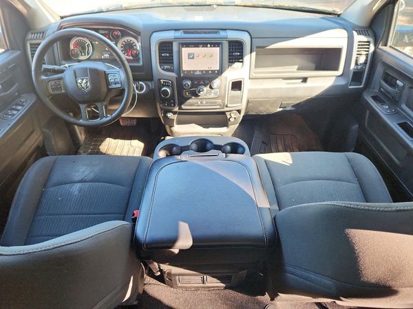 2023 RAM 1500 CLASSIC Tradesman
