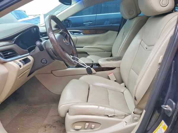 2013 CADILLAC XTS Luxury — DENT