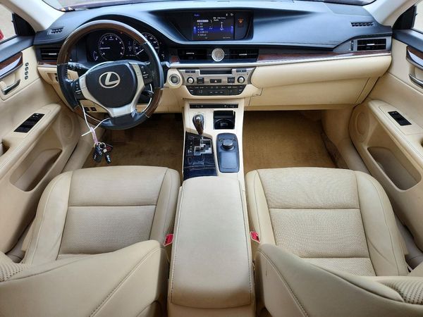 2015 LEXUS ES