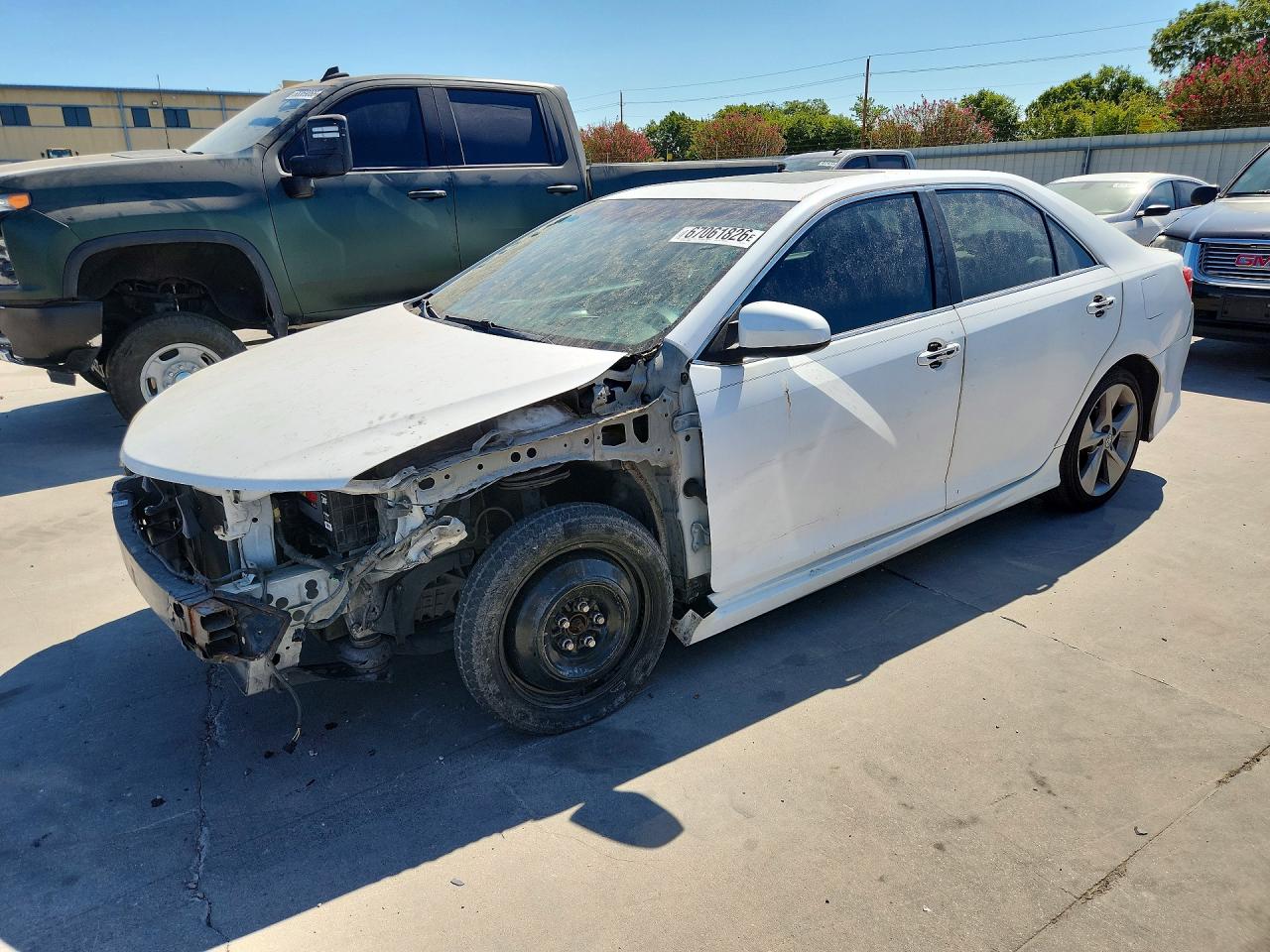 2014 TOYOTA CAMRY