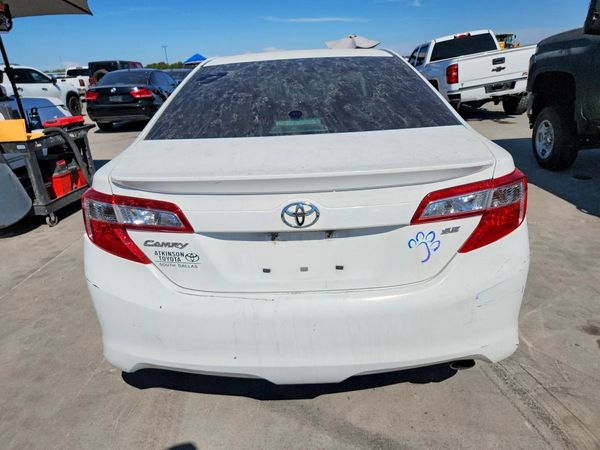 2014 TOYOTA CAMRY