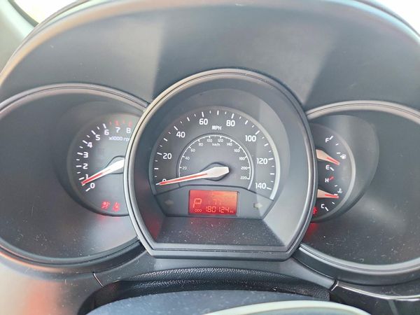 2016 KIA RIO LX A/T