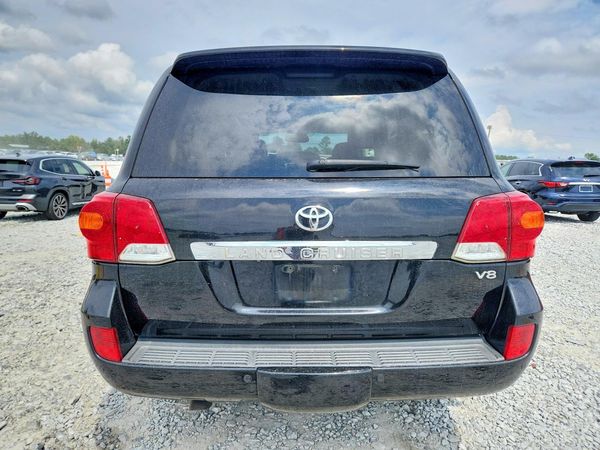 2013 TOYOTA LAND CRUIS VX