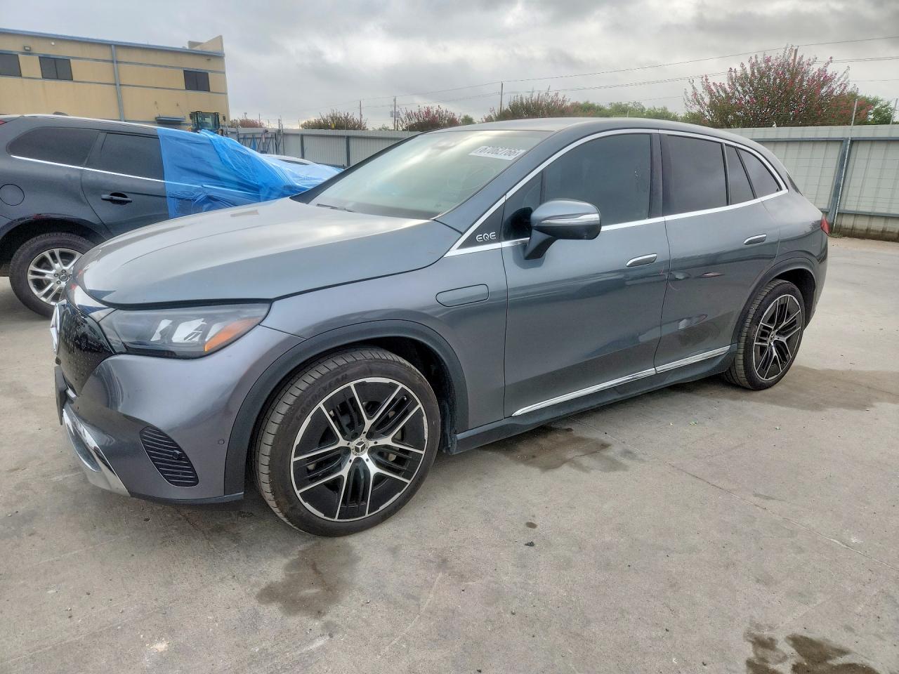2023 MERCEDES-BENZ EQE SUV
