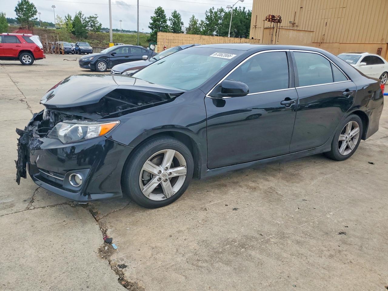 2012 TOYOTA CAMRY