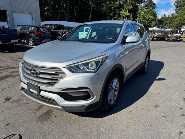 2017 HYUNDAI SANTA FE Base